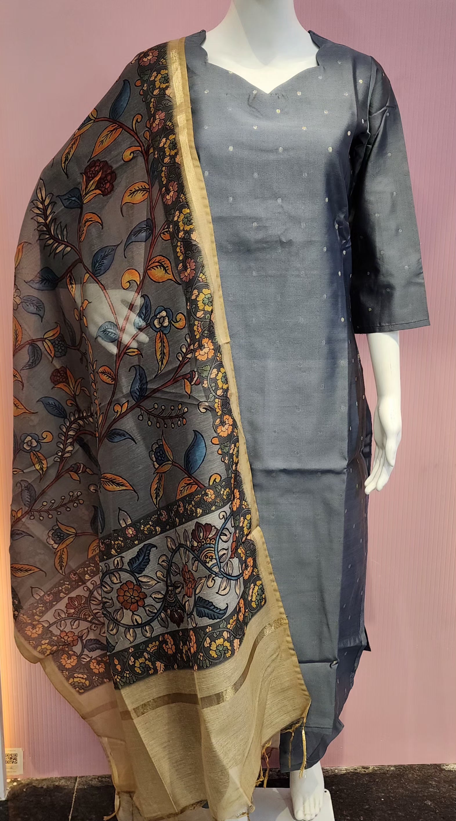 Premium Rawsilk Kalamkari