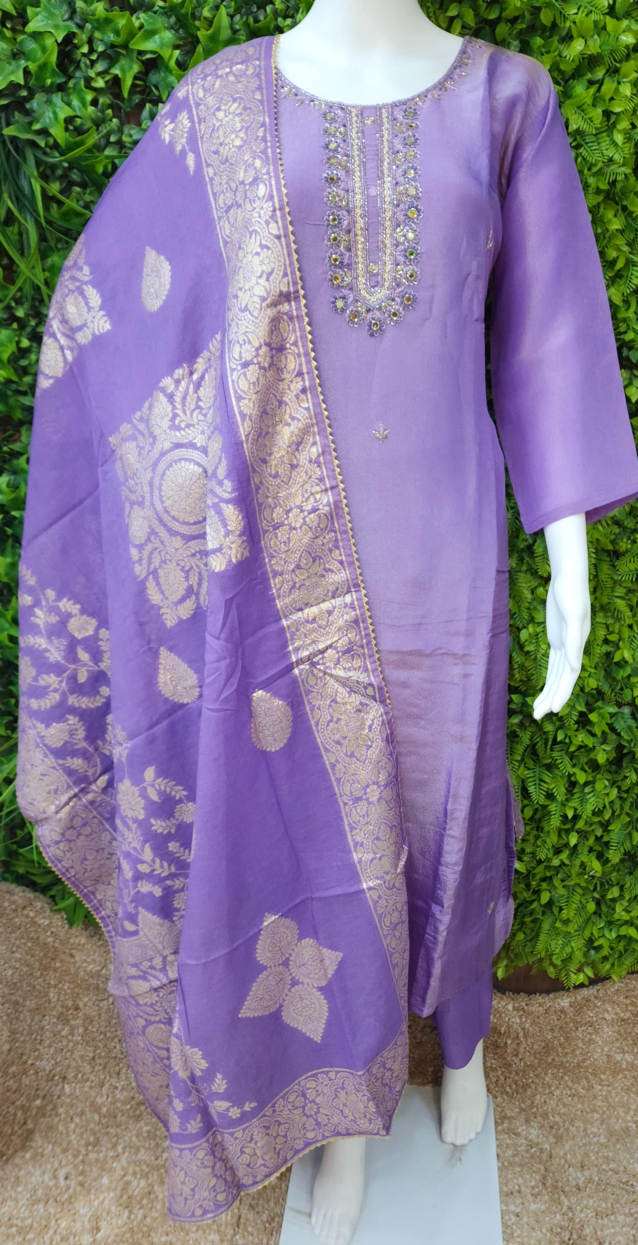 Plussize Glass tissue Partywear