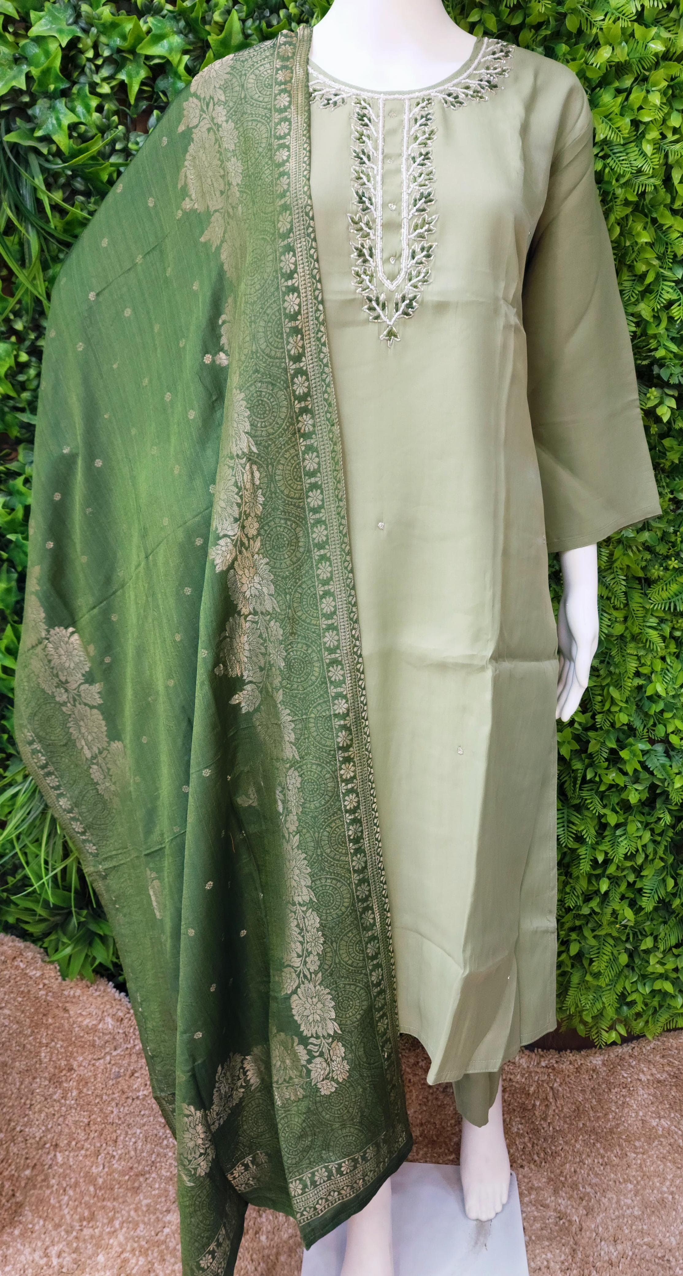 Plussize Soft Roman Partywear