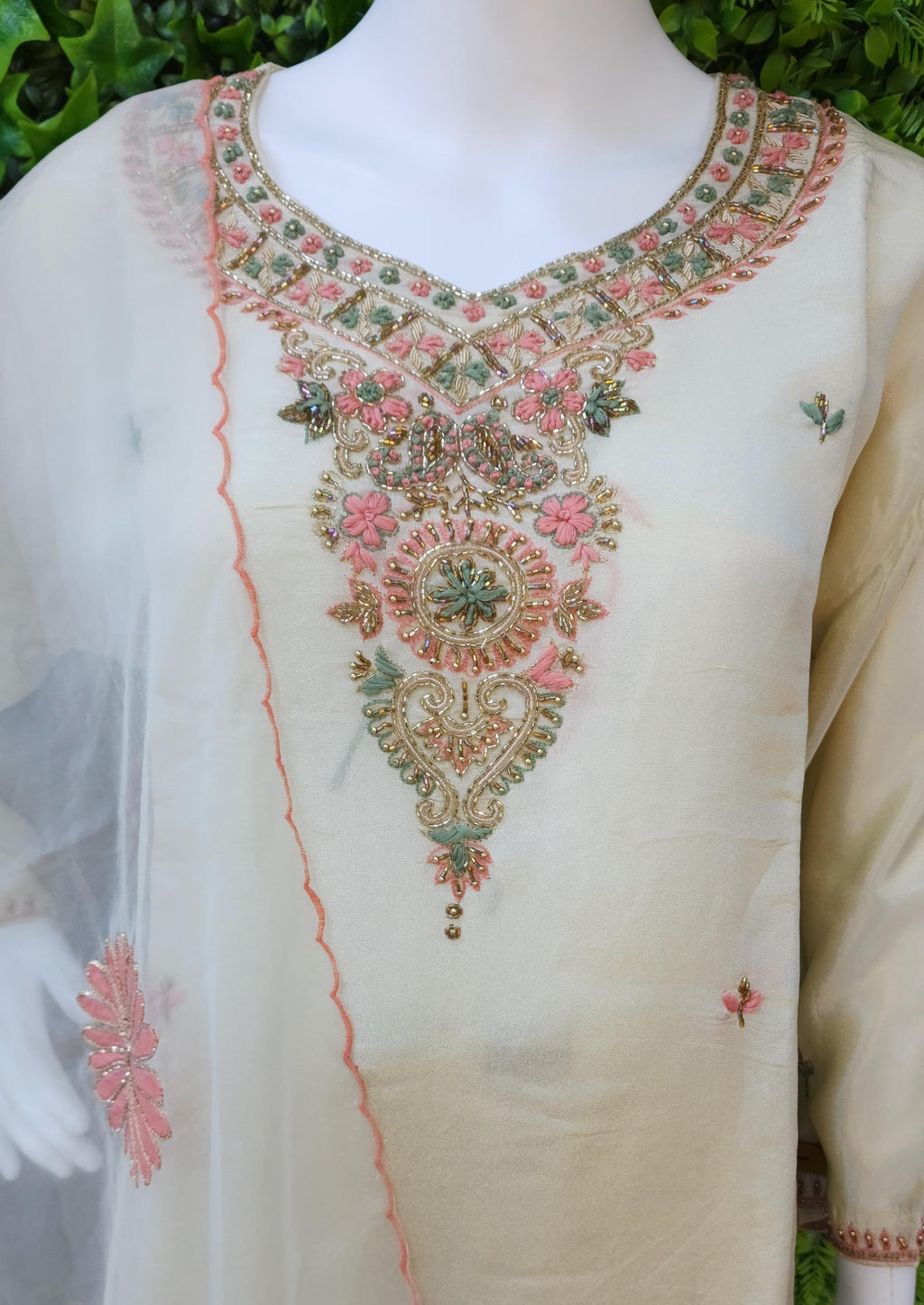 Plussize Tissue Partywear