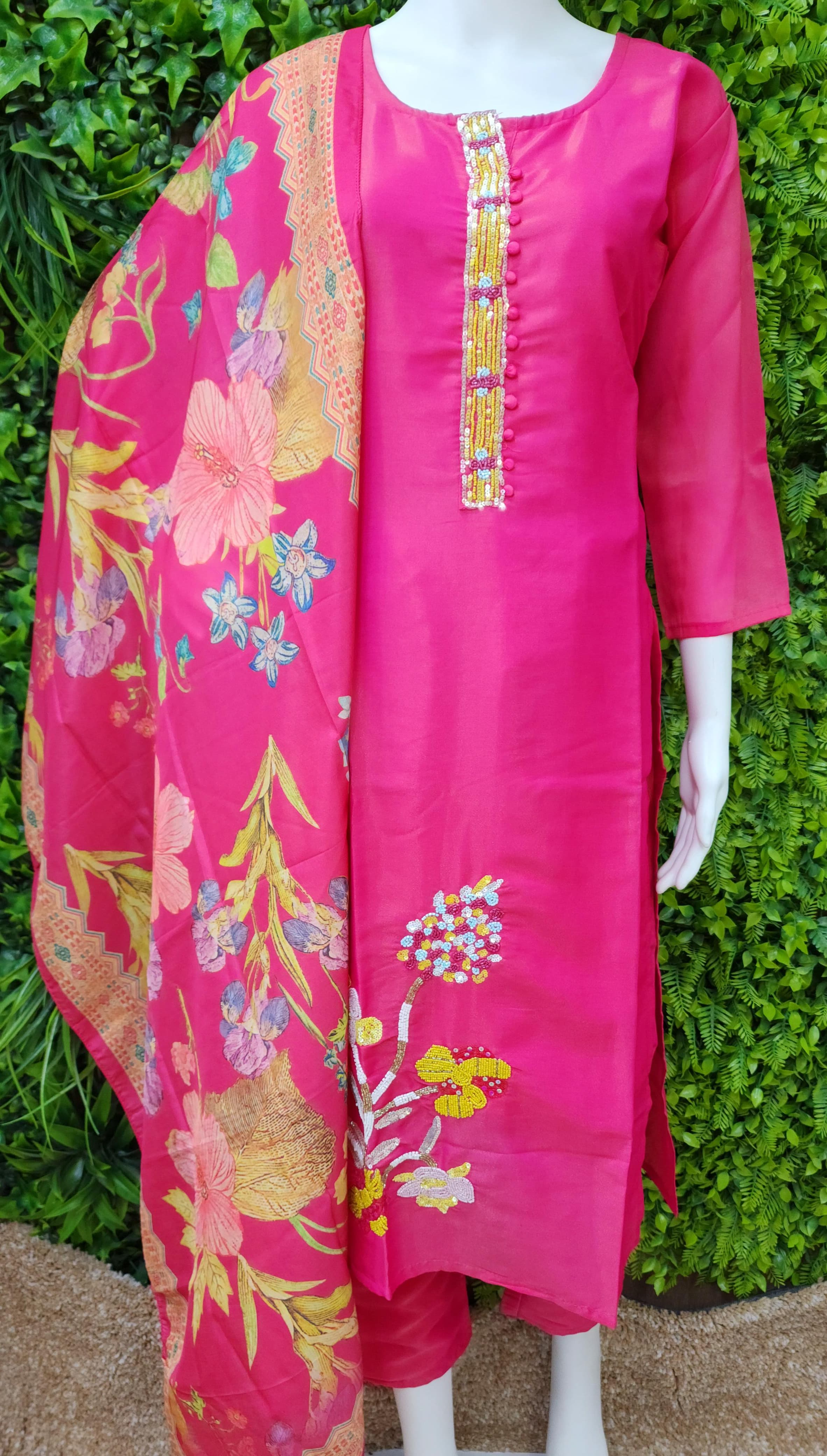 Soft Shimmer Partywear