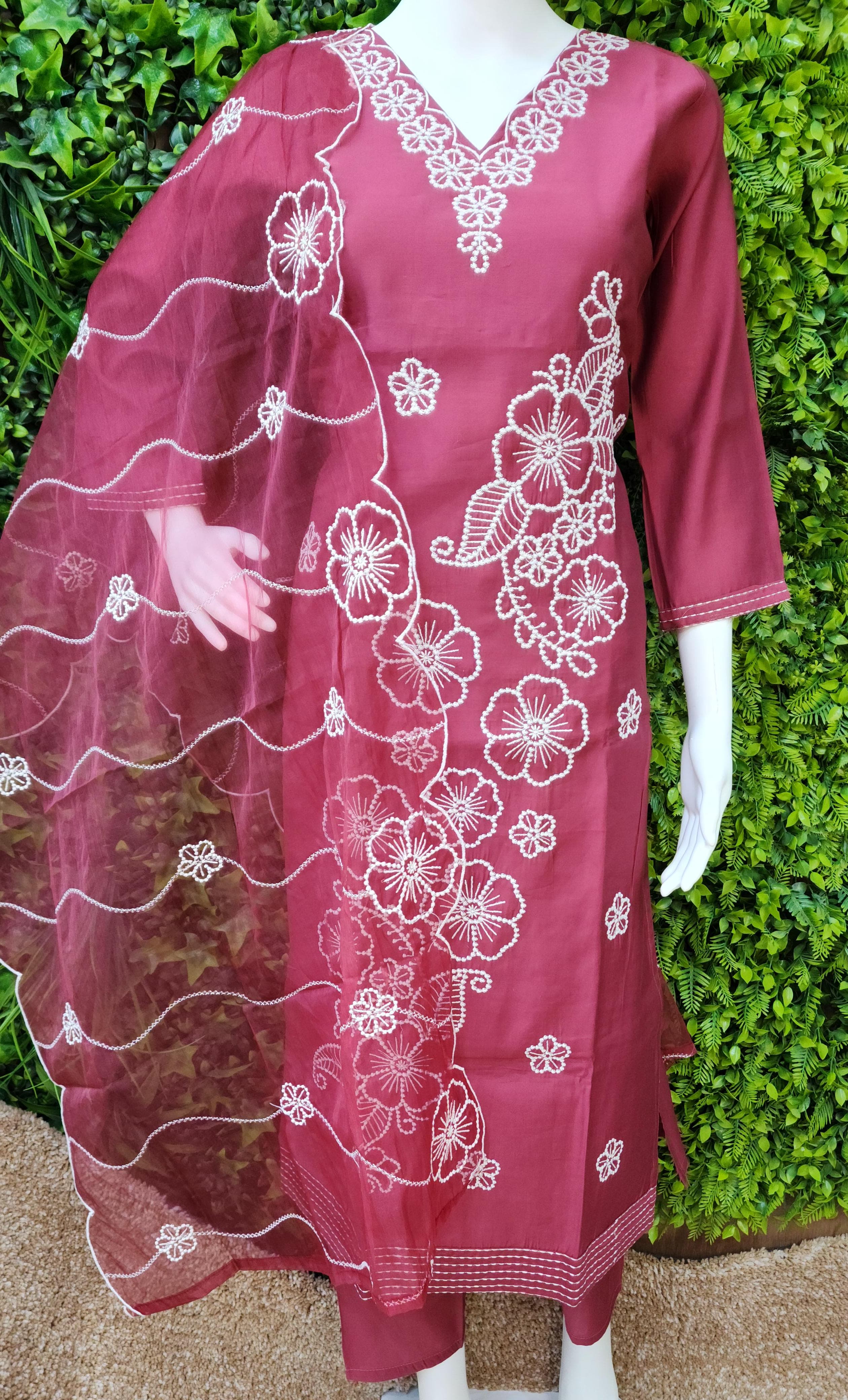 Roman Katha Threadwork