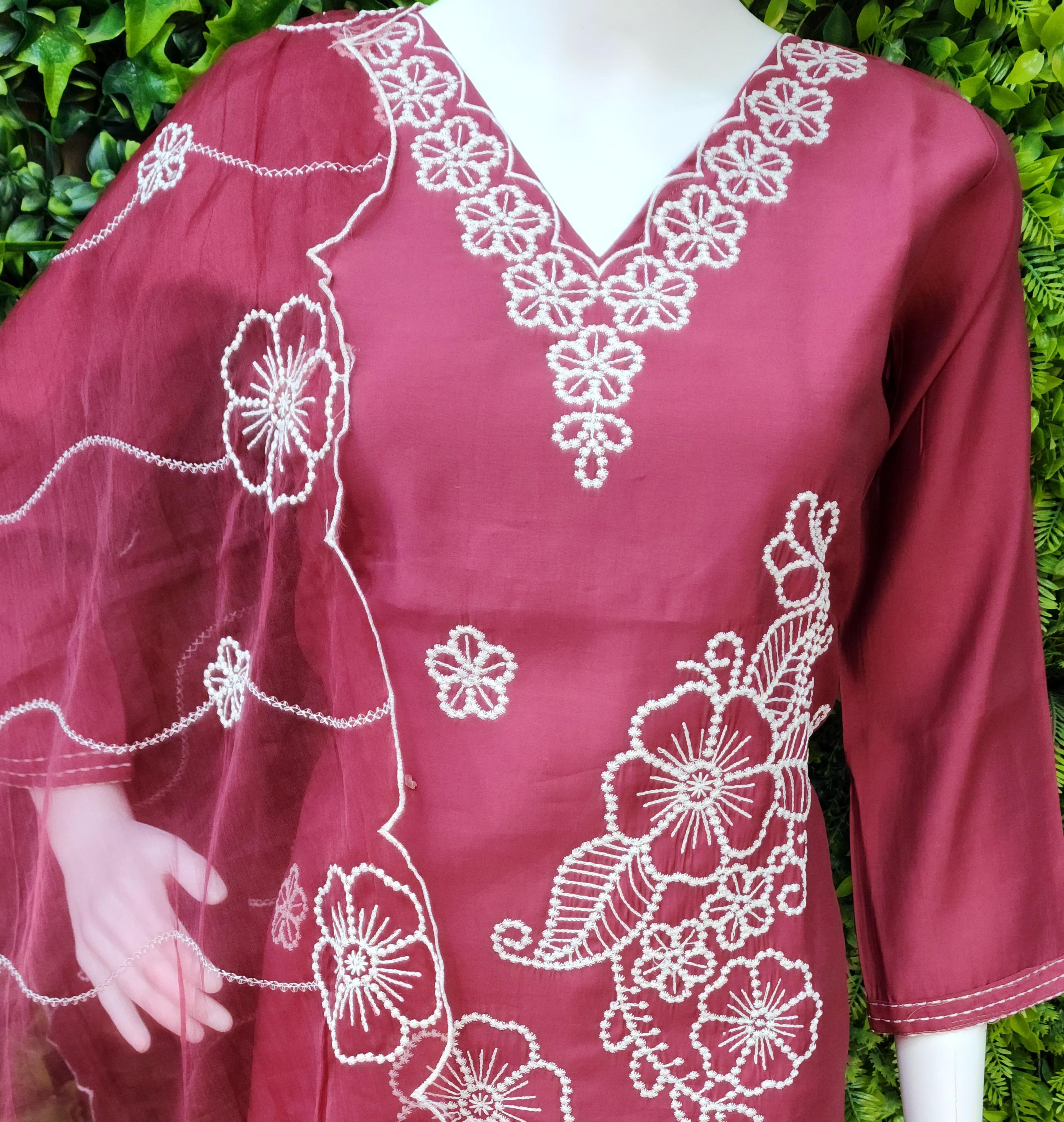 Roman Katha Threadwork