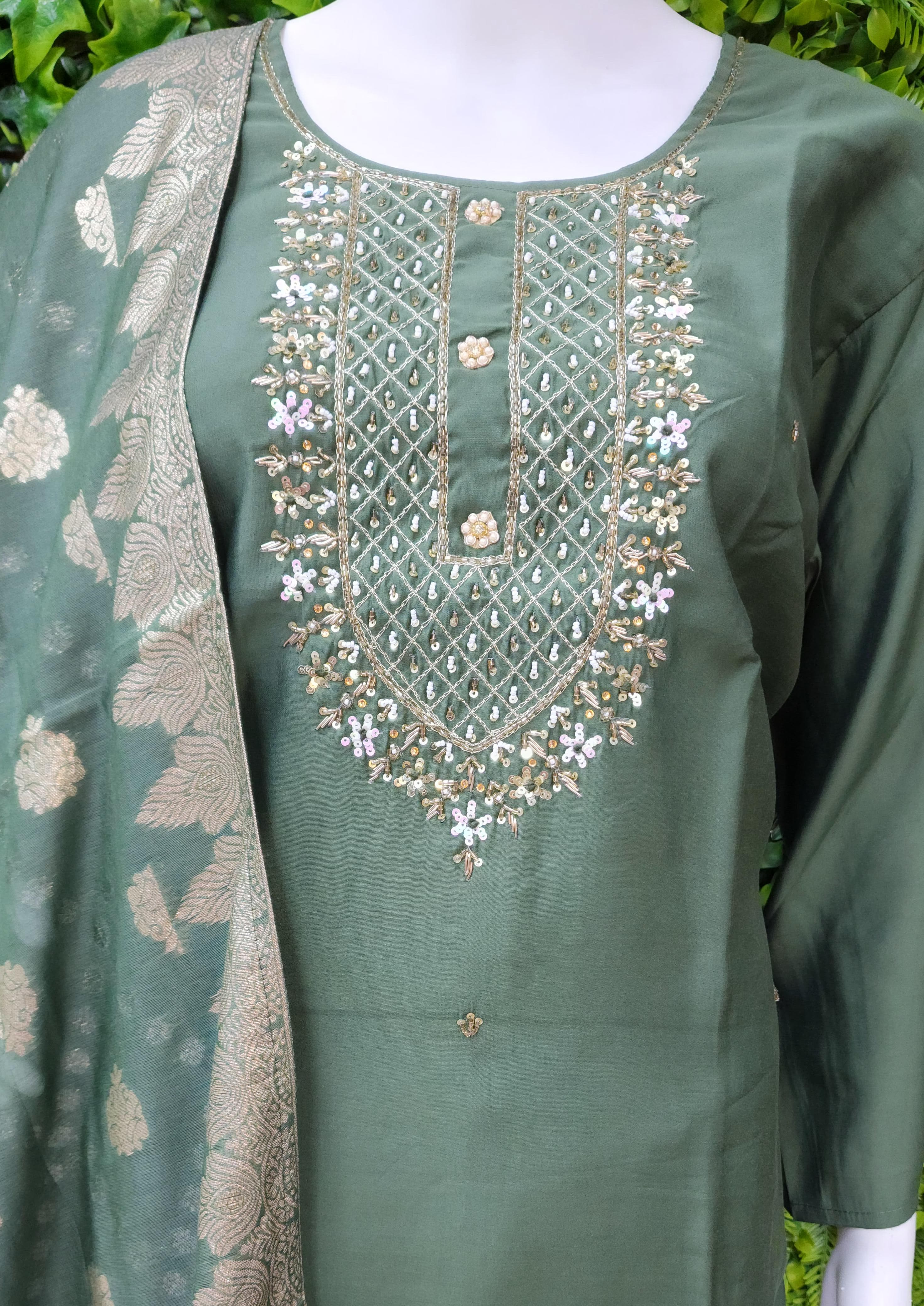 Plussize Roman Grand Partywear