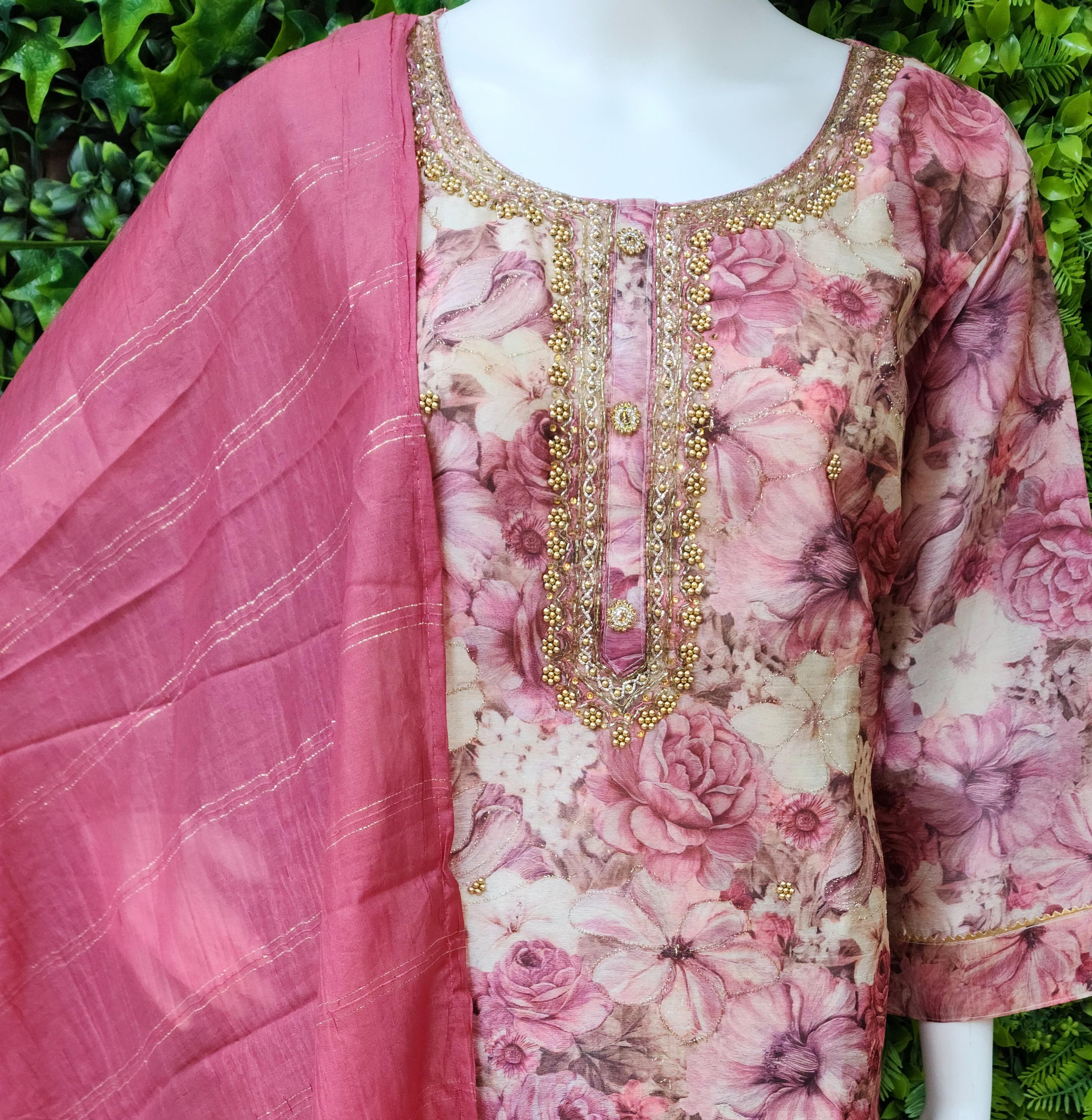 Plussize Tissue Partywear