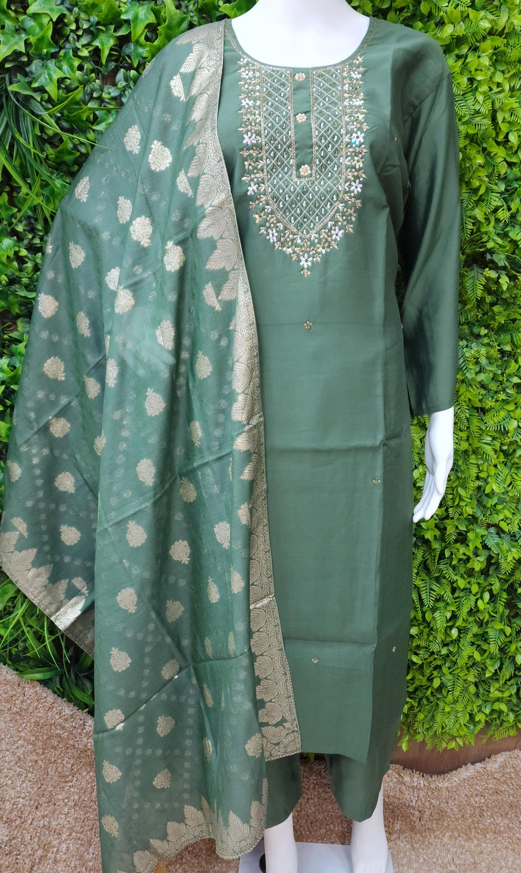 Plussize Roman Grand Partywear