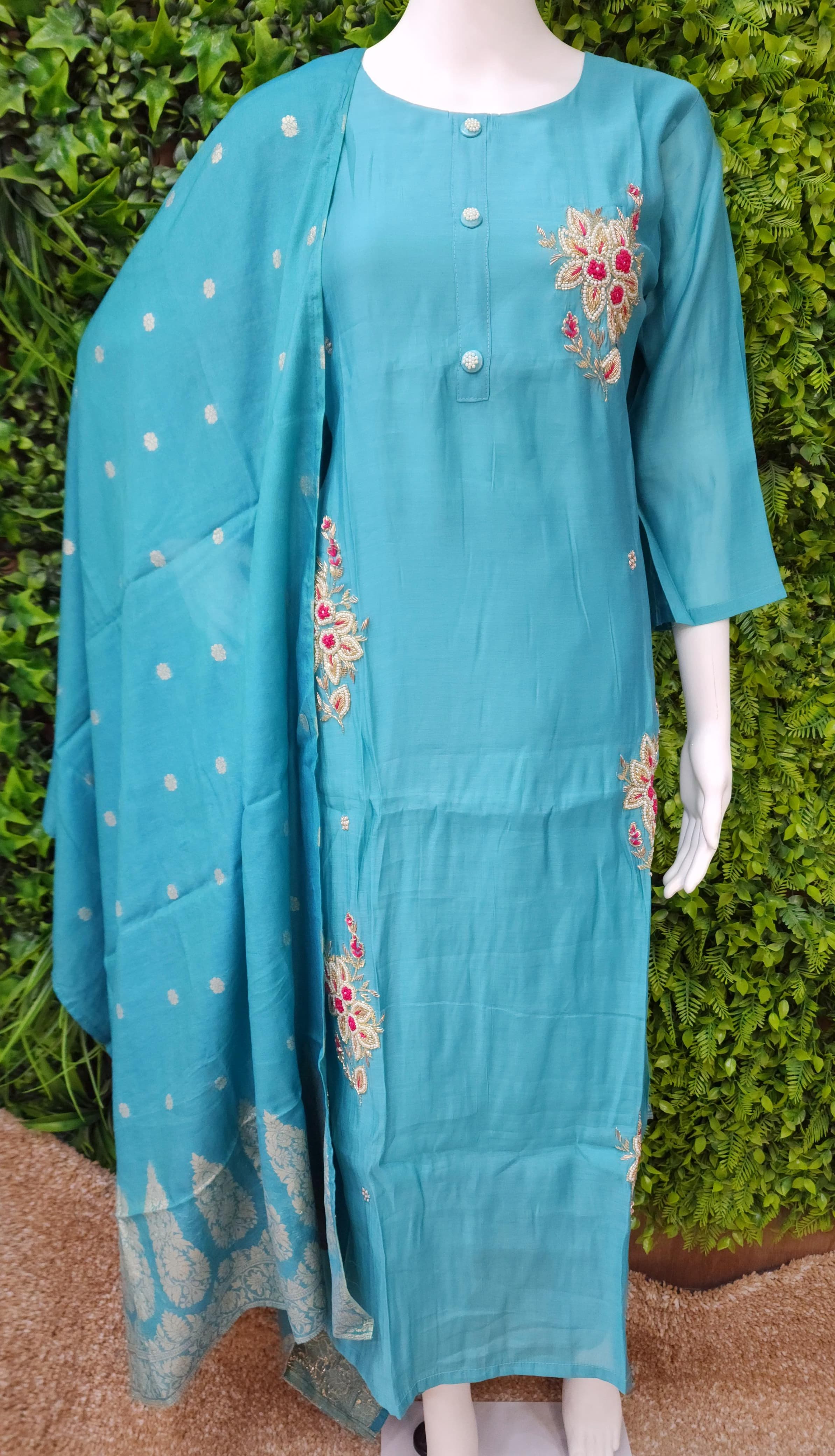 Premium Mulchenderi Handwork