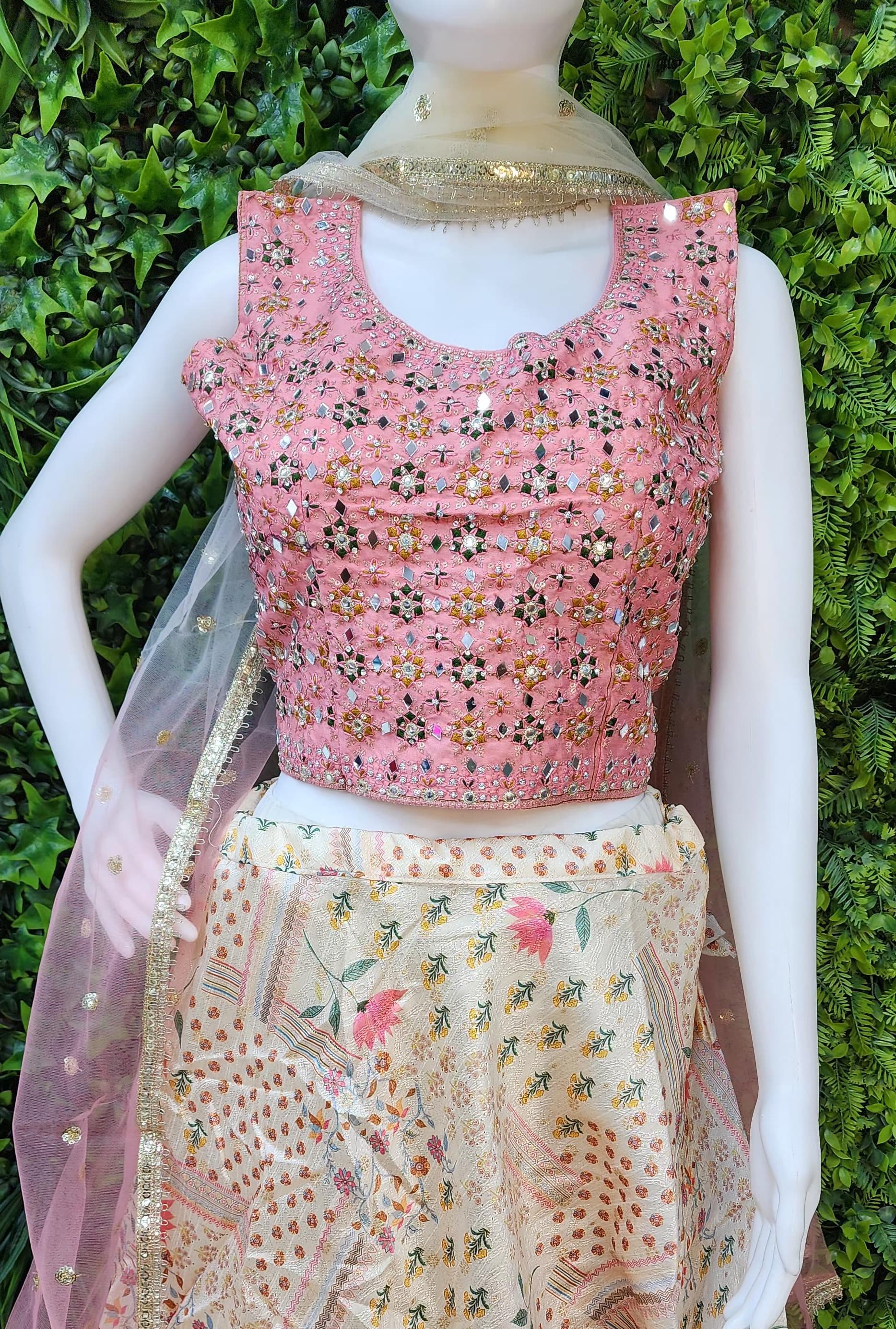 Tissue Designer Crop-Top