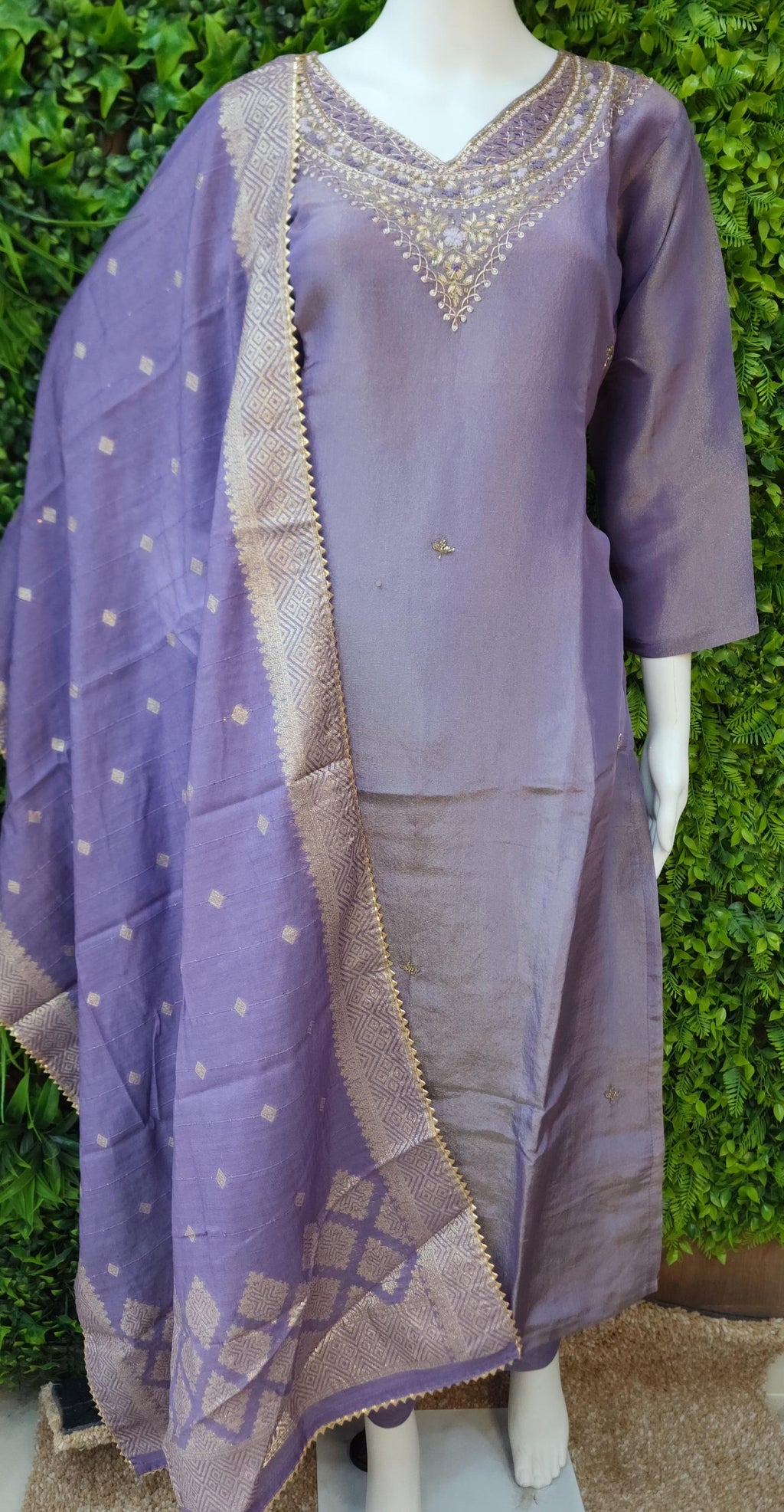 Premium GlassTissue Partywear
