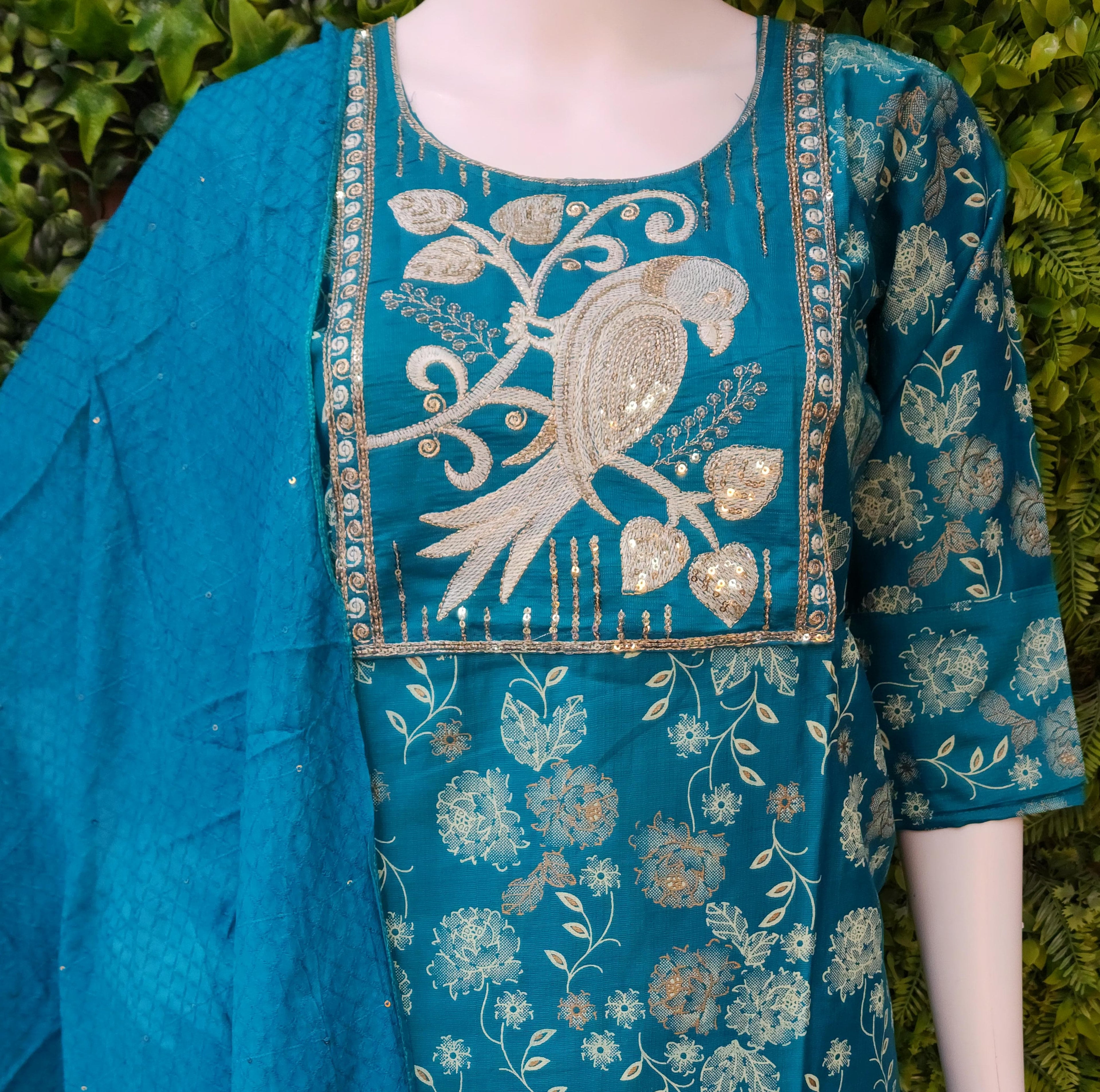 Vatican Parrot CasualWear Dress