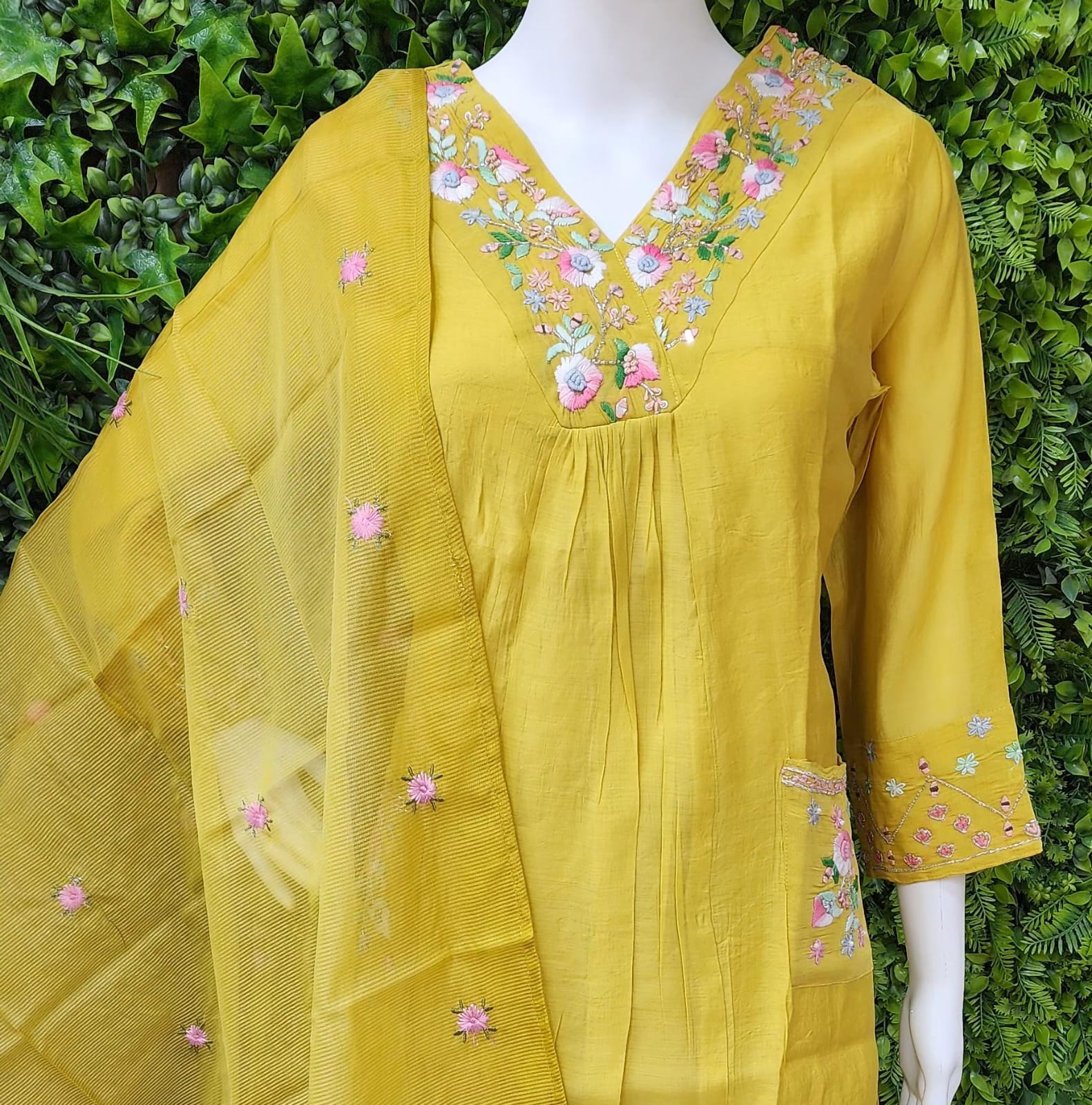 Premium Mulchenderi Designer Set