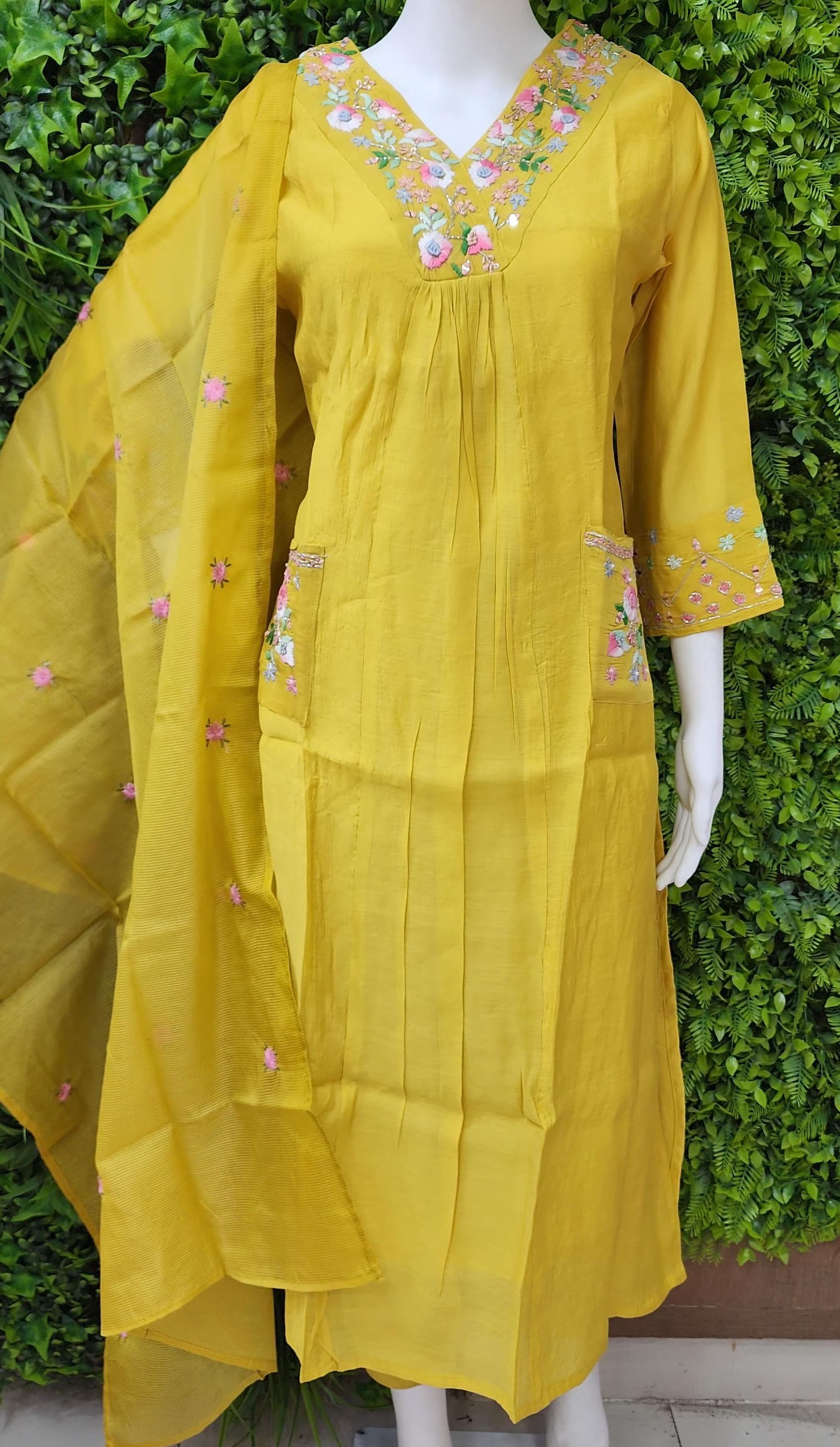 Premium Mulchenderi Designer Set