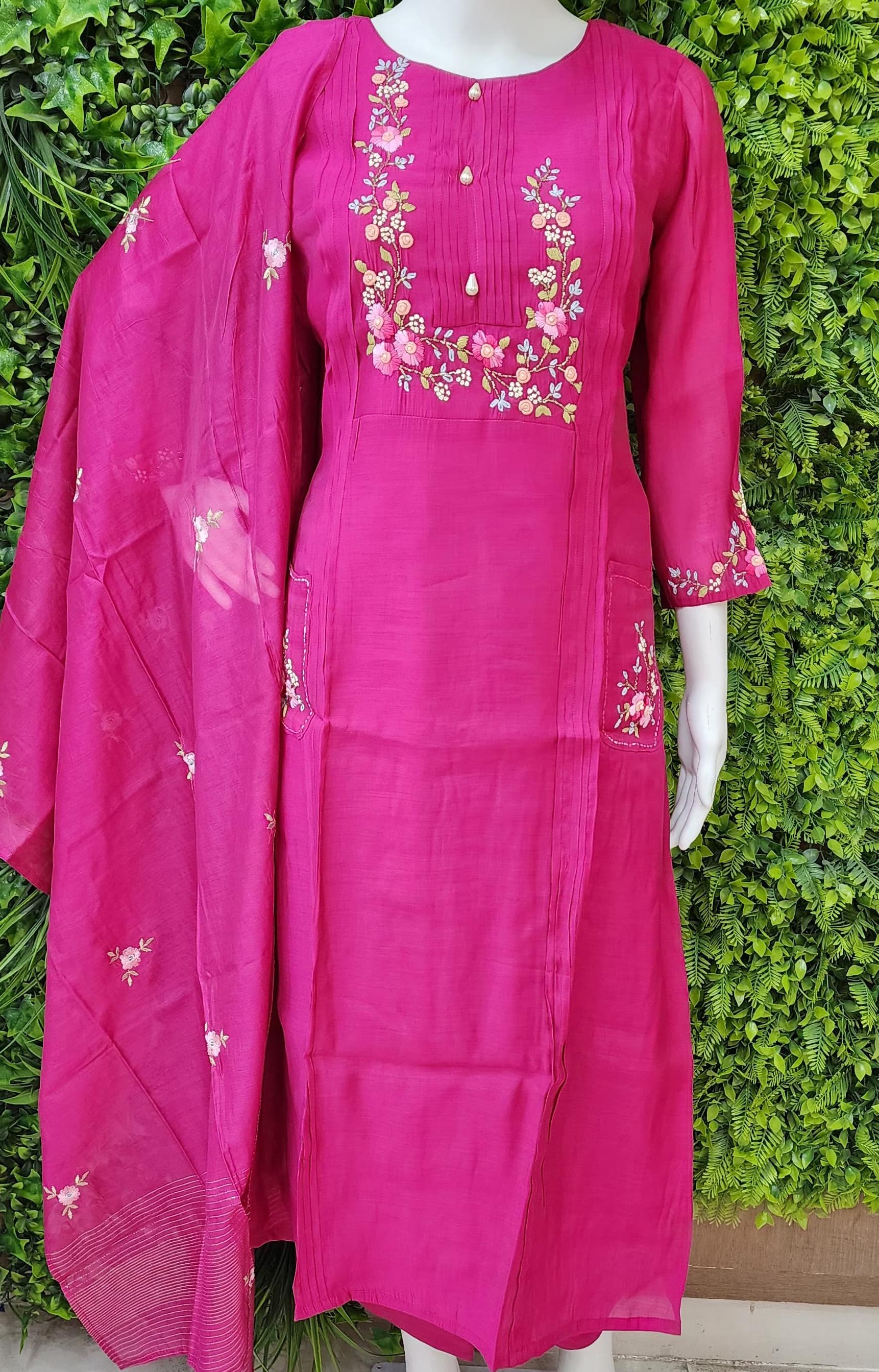 Premium Mulchenderi Designer