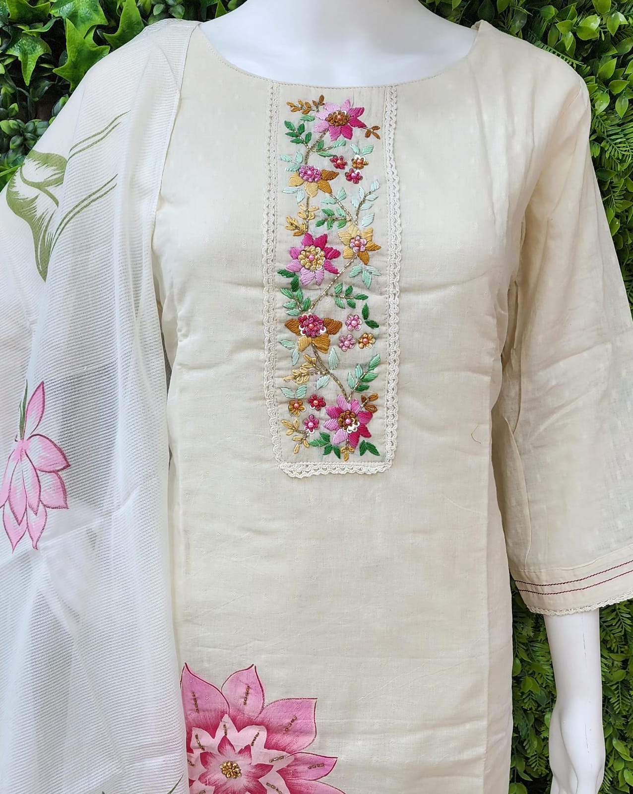Pure Khadi Chikankari painting