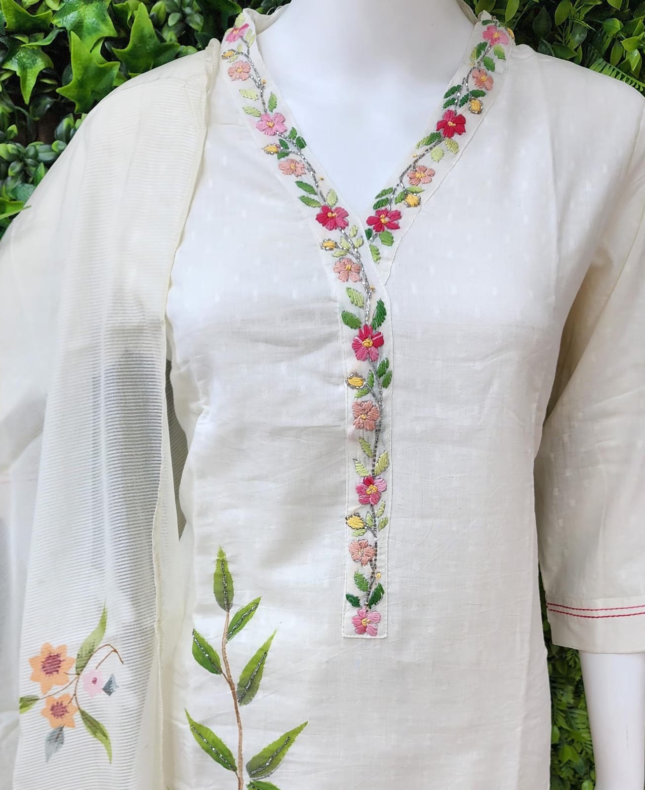 Khadi Chikankari Brush Paint