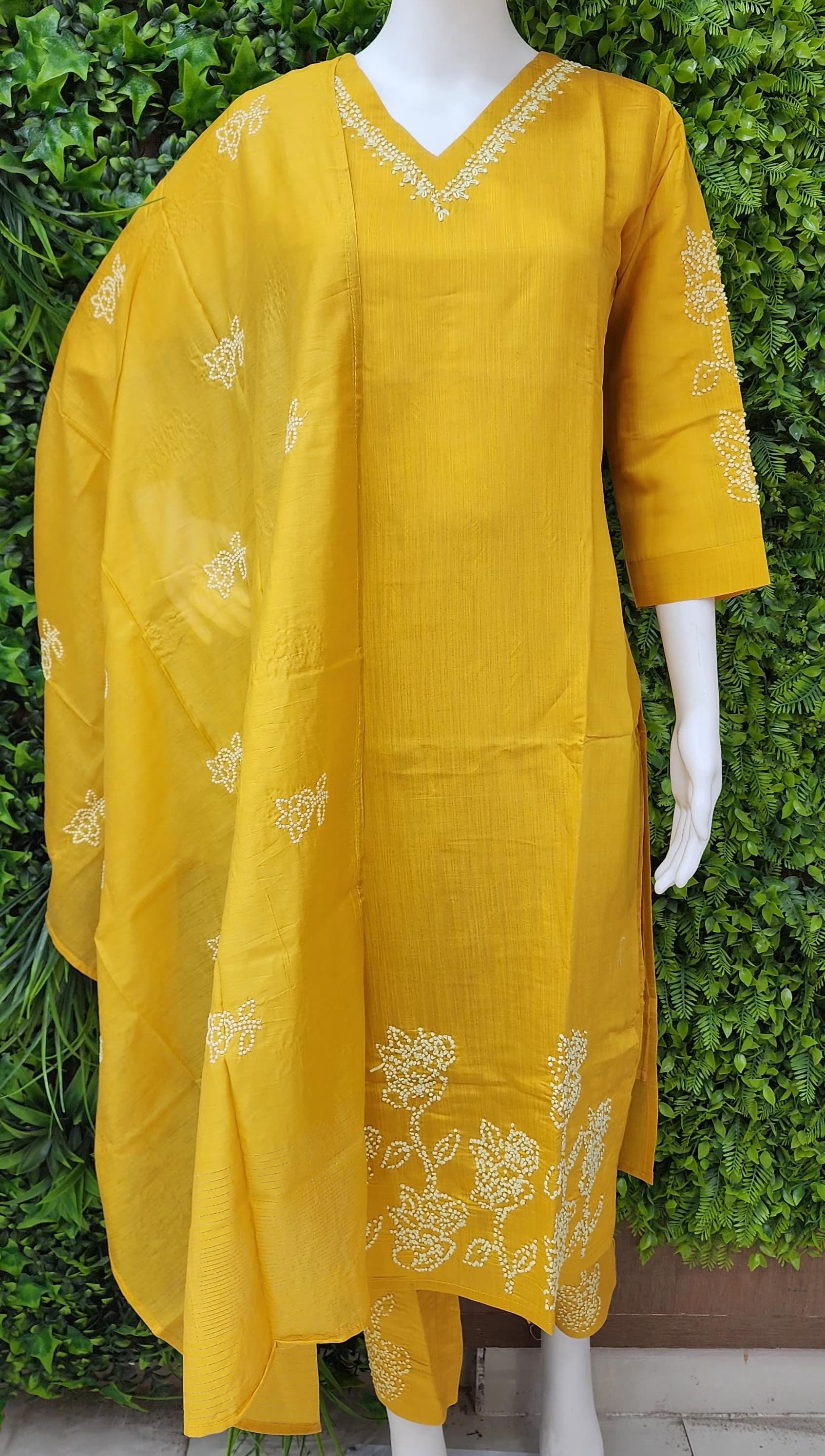 Premium Mulchenderi Handwork