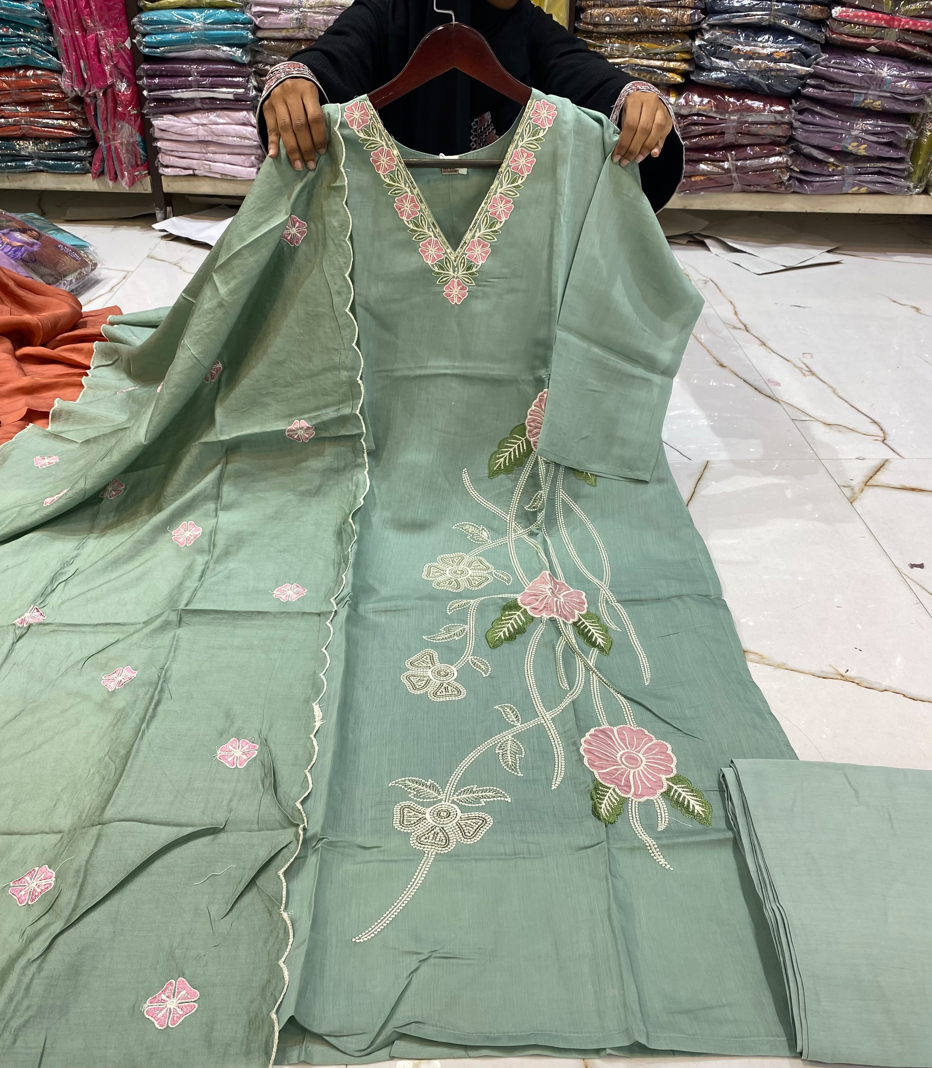 Plussize Mulchenderi Dress