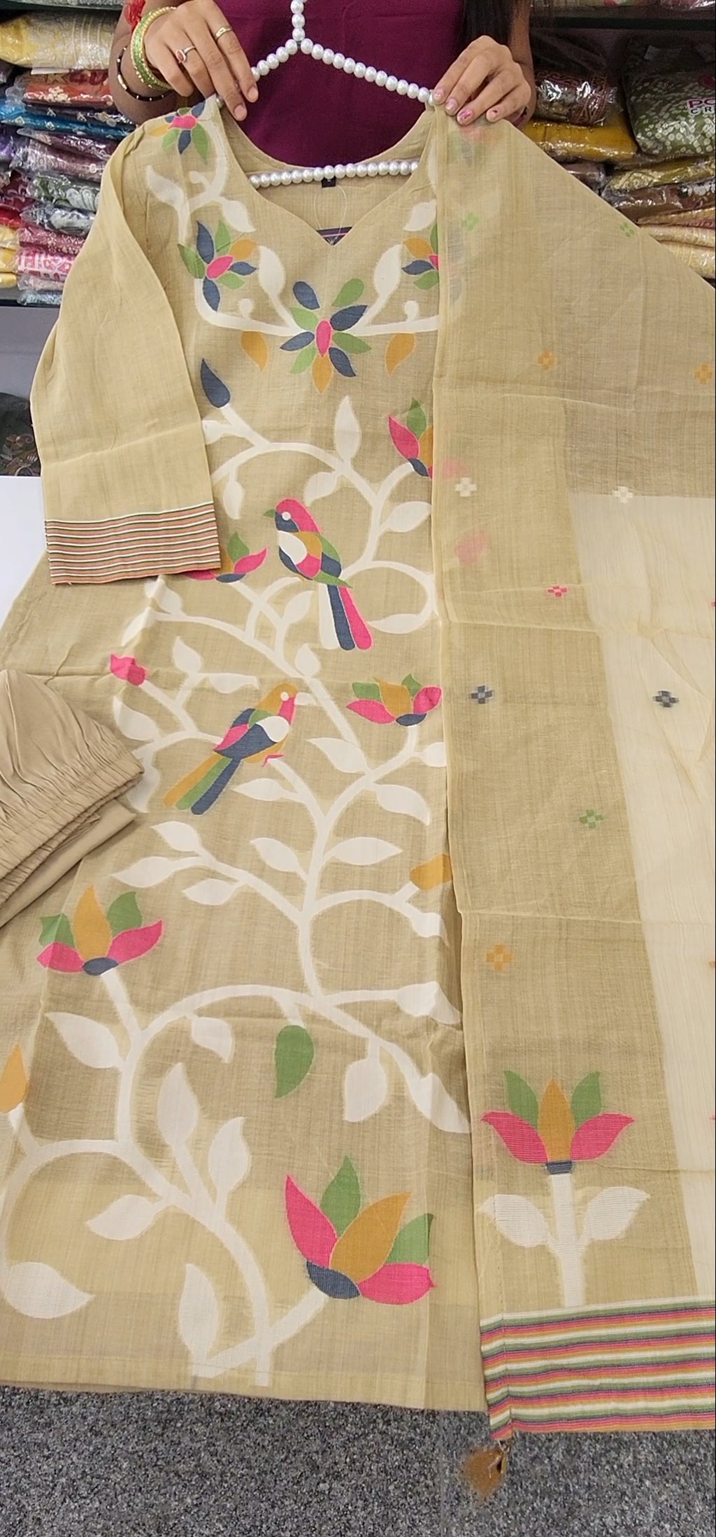 Jamdhani weaving dress