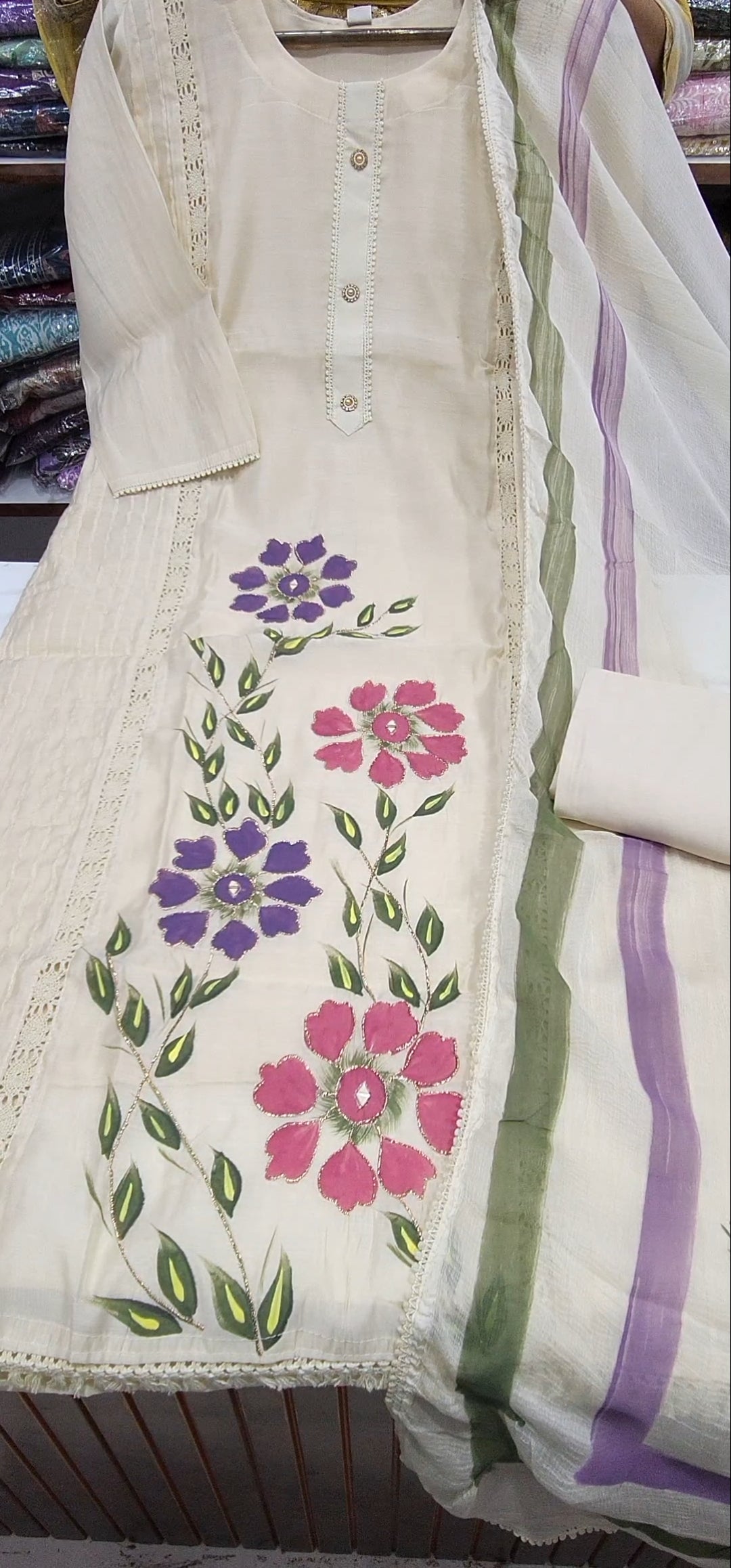 Mulchenderi Brush Painting