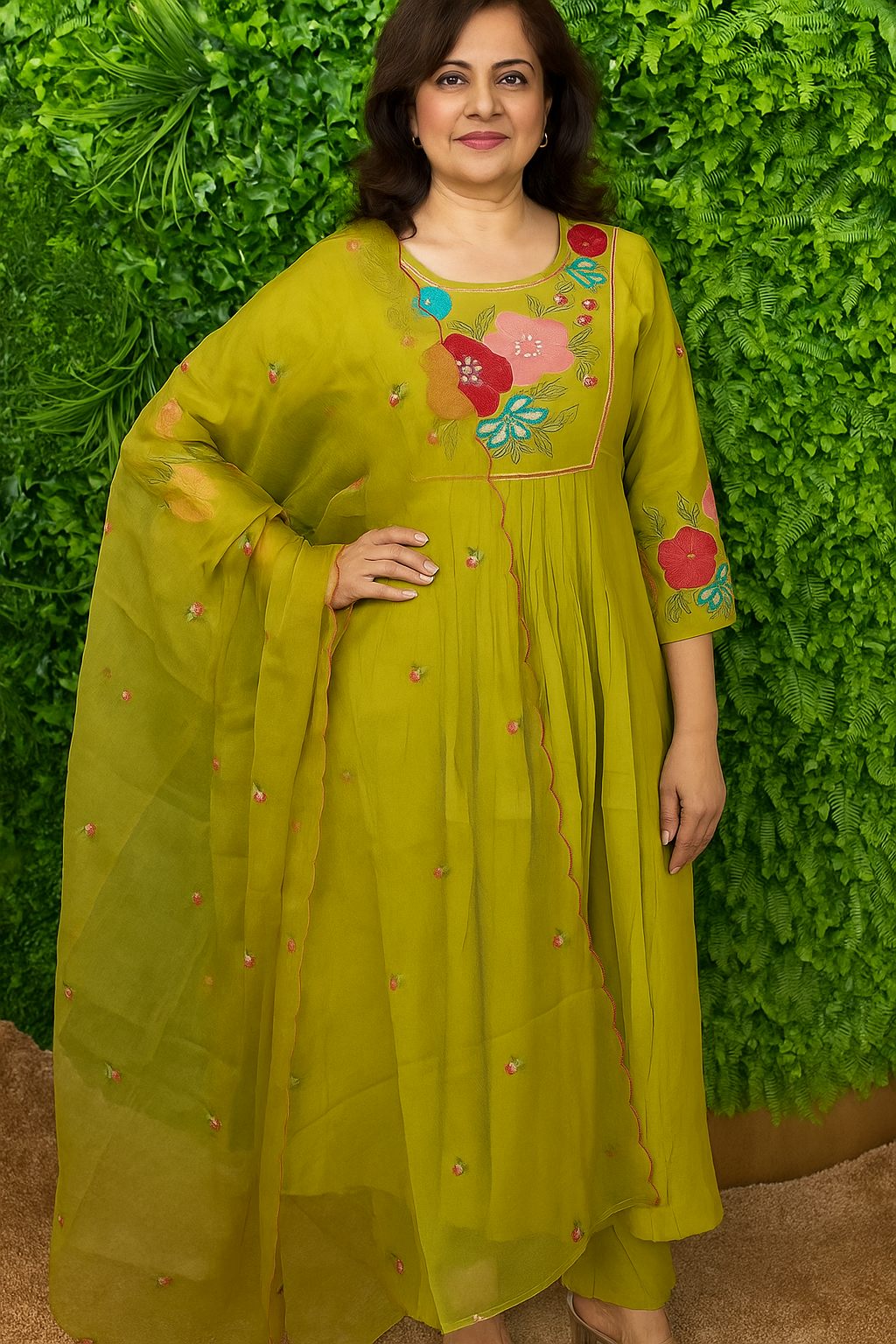 Mulchenderi Nyra Applique